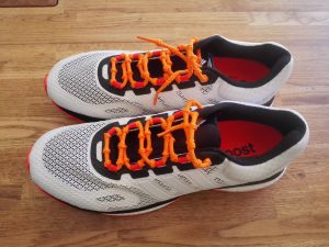 Adidas Response Boost M - 3- Orange Schnürrsenkel