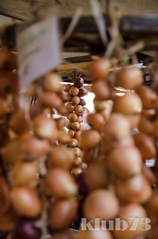 Zwiebeln auf dem Wochenmarkt
